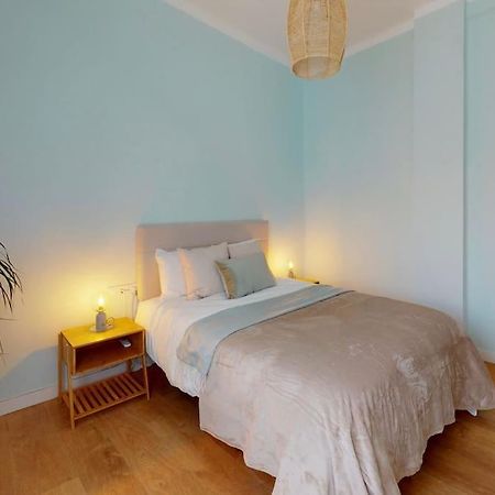 Bright Flat Rosaleda Apartment Malaga Exterior photo