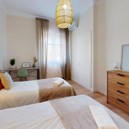 Bright Flat Rosaleda Apartment Malaga Exterior photo