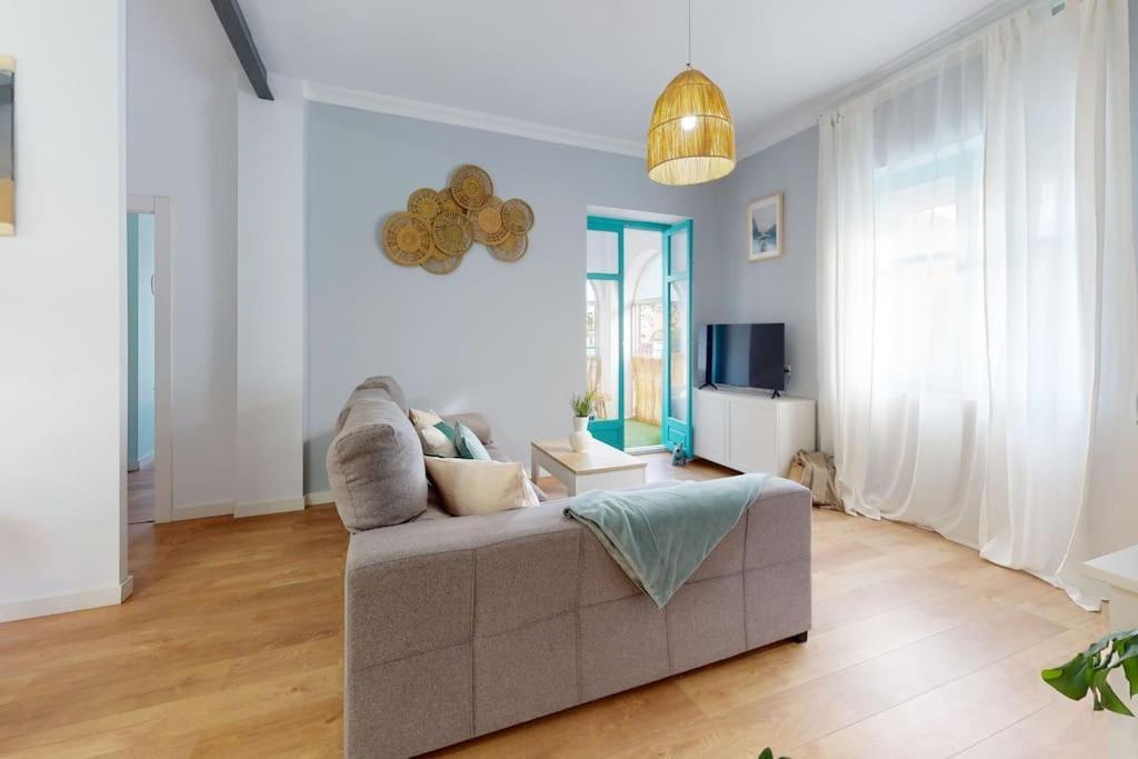 Bright Flat Rosaleda Apartment Malaga Exterior photo